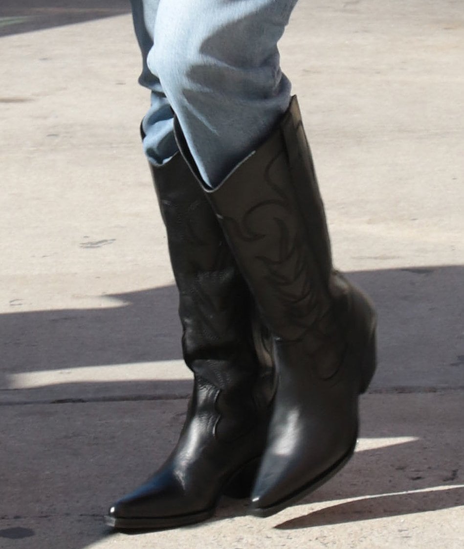 Emily Ratajkowski completes her '80s retro-chic look with Zara cowboy boots