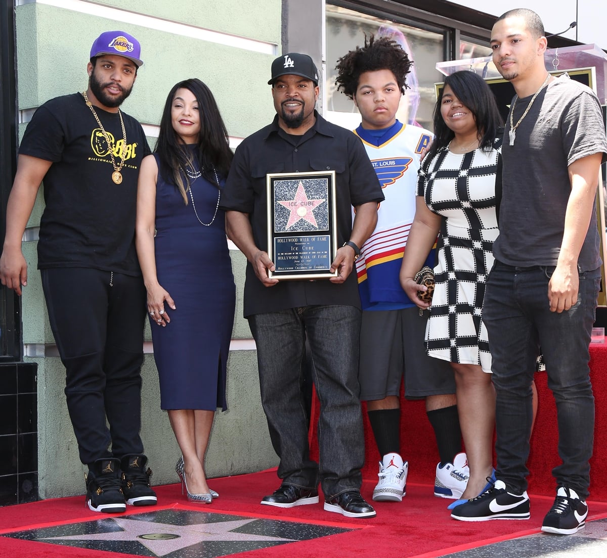 O'Shea Jackson Sr. with his wife Kimberly Woodruff and four of their five children, sons O’Shea Jackson Jr., Darrel, and Shareef, and daughter Kareema, at the ceremony honoring Ice Cube with a Star on The Hollywood Walk of Fame