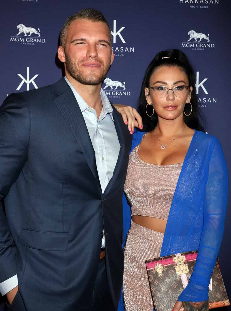 Professional wrestler Zack Carpinello and Jenni Farley began dating in 2019