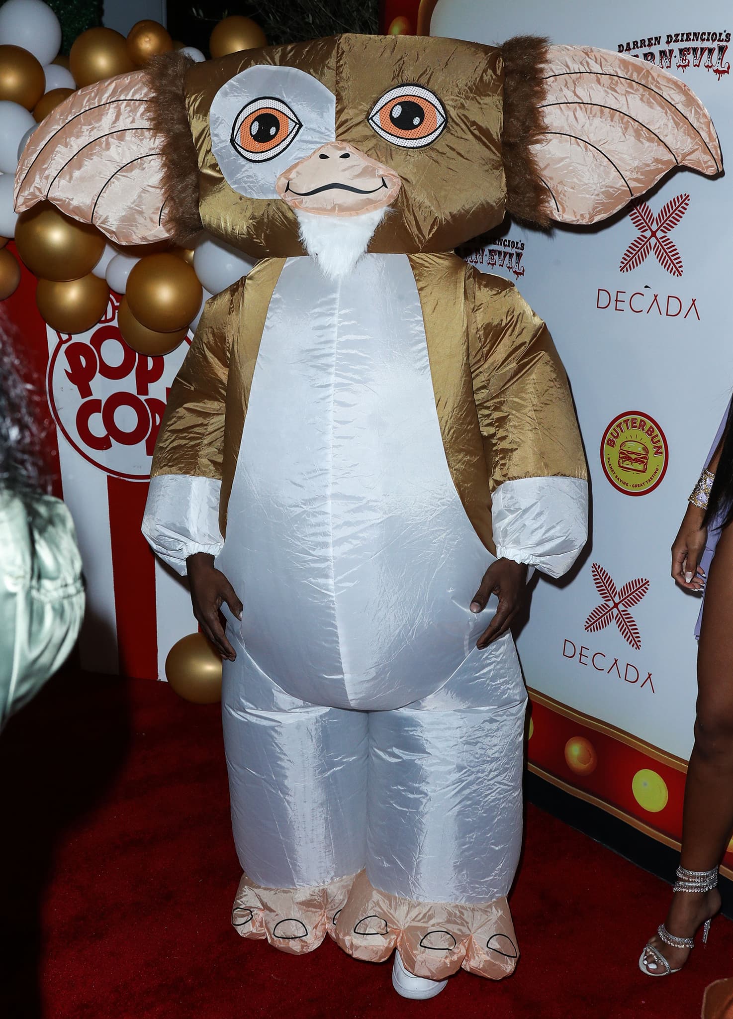 Jamie Foxx in an inflatable Gizmo Halloween costume