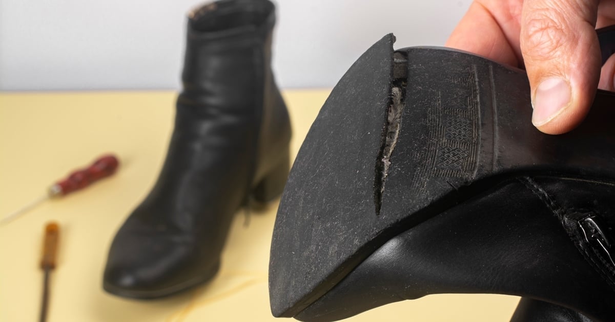 Shoe Goo vs. Gorilla Glue: Which Glue Is Better for Shoe Sole Repair?