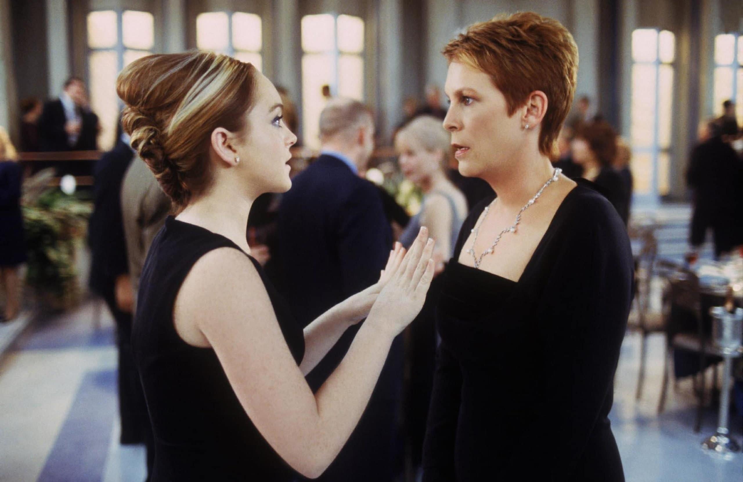 Jamie Lee Curtis and Lindsay Lohan in the 2003 American fantasy-comedy film Freaky Friday