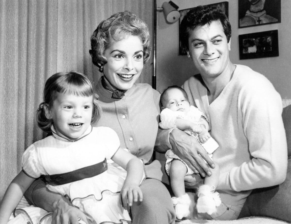 Jamie Lee Curtis in January 1959 with her older sister Kelly Curtis and her parents Tony Curtis and Janet Leigh