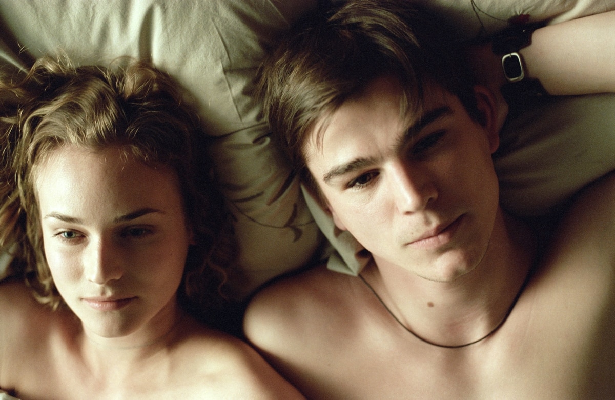 Josh Hartnett as Matt Simon and Diane Kruger as Lisa Parish in 2004 American romantic thriller drama film Wicker Park