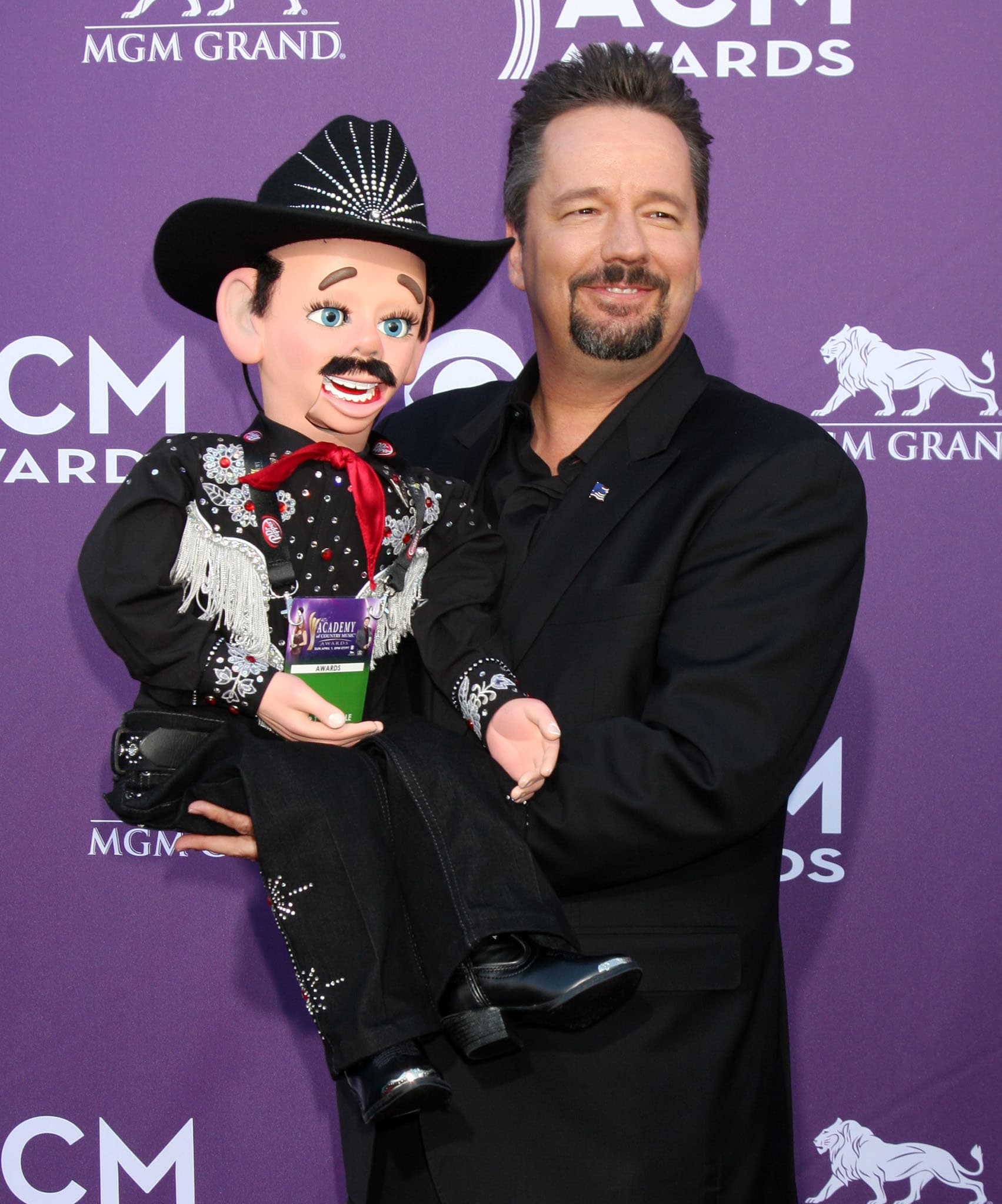 Terry Fator combines ventriloquism and singing with comedy and gained national recognition for his talent after winning the second season of America's Got Talent