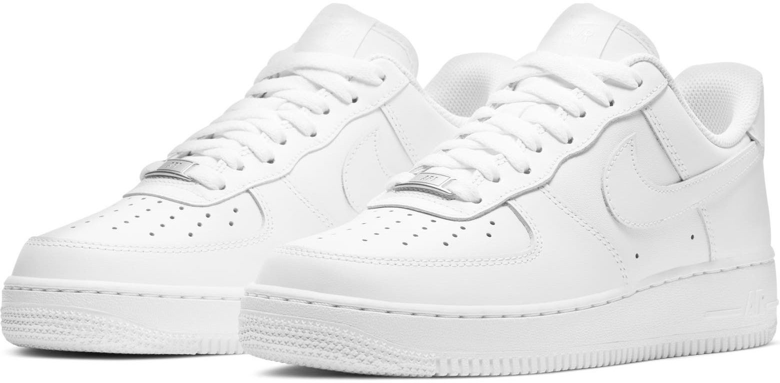 An 80s-throwback sneaker, the Nike Air Force 1 features back-to-basic detailing with a low-cut profile