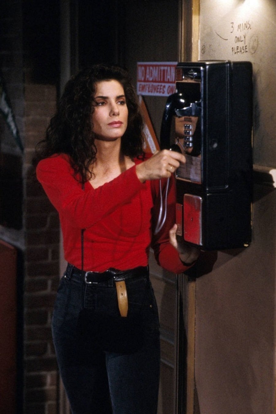 Sandra Bullock in the lead role as Tess McGill in the short-lived NBC television version of the film Working Girl