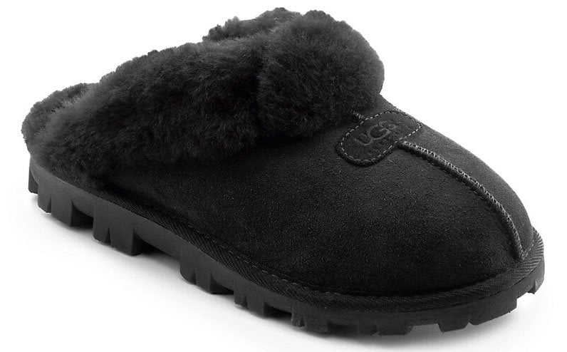 The UGG Coquette slipper boasts a Twinface upper with a sheepskin cuff