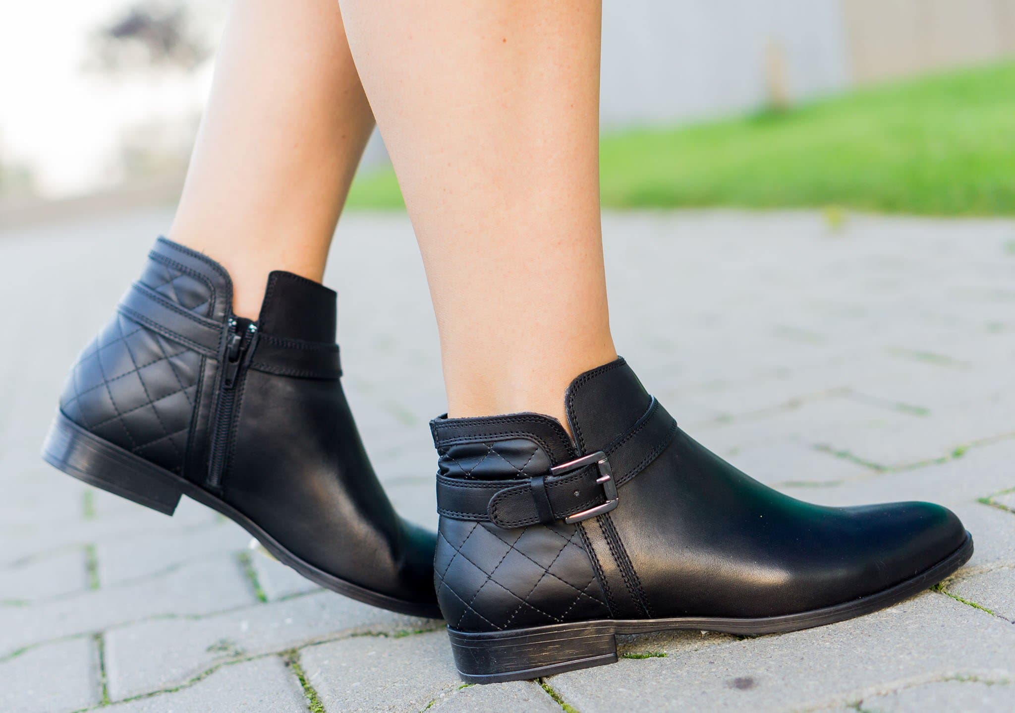 Low ankle boots are the perfect alternative to sneakers and can also be worn with dresses, jeans, or leggings