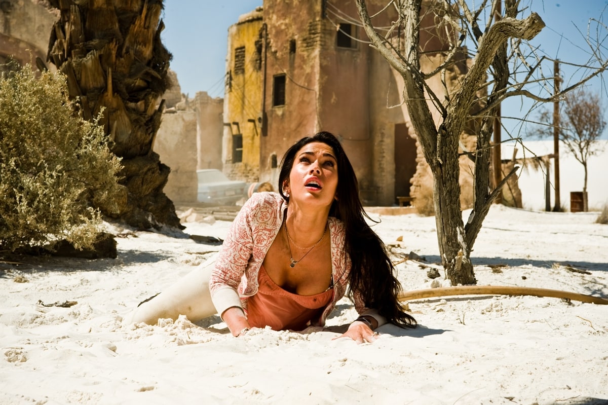 Megan Fox was reportedly paid $100,000 for Transformers and $800,000 for Transformers: Revenge of the Fallen
