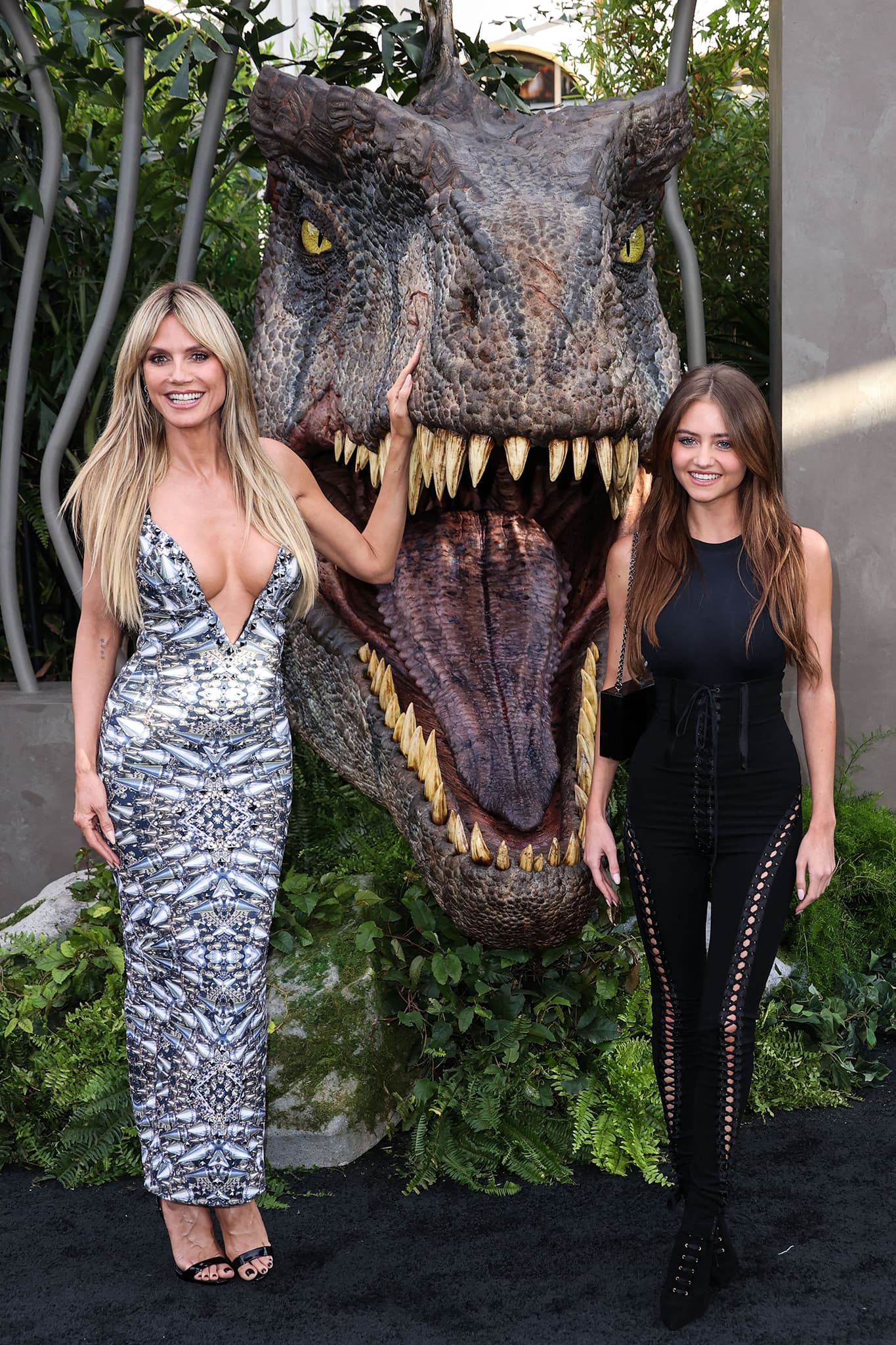 Heidi Klum and Leni Klum attend the Los Angeles premiere of Jurassic World Dominion in contrasting corseted looks on June 6, 2022