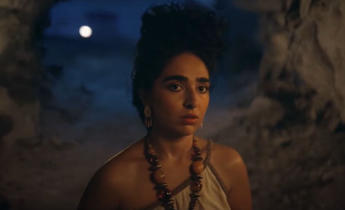 Lindsey Pearlman portrays Medusa's friend in Amazon's historically-minded commercial