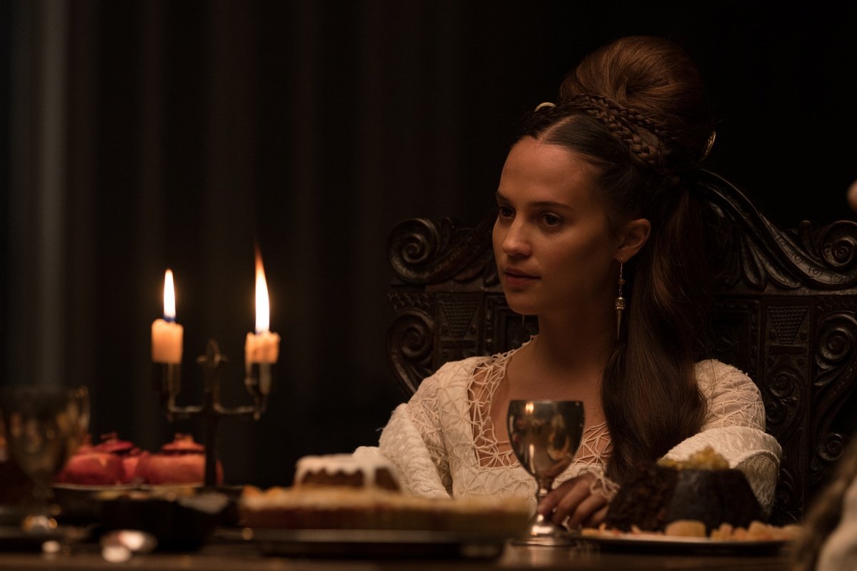 Alicia Vikander steals the spotlight as Essel in the 2021 epic medieval fantasy The Green Knight