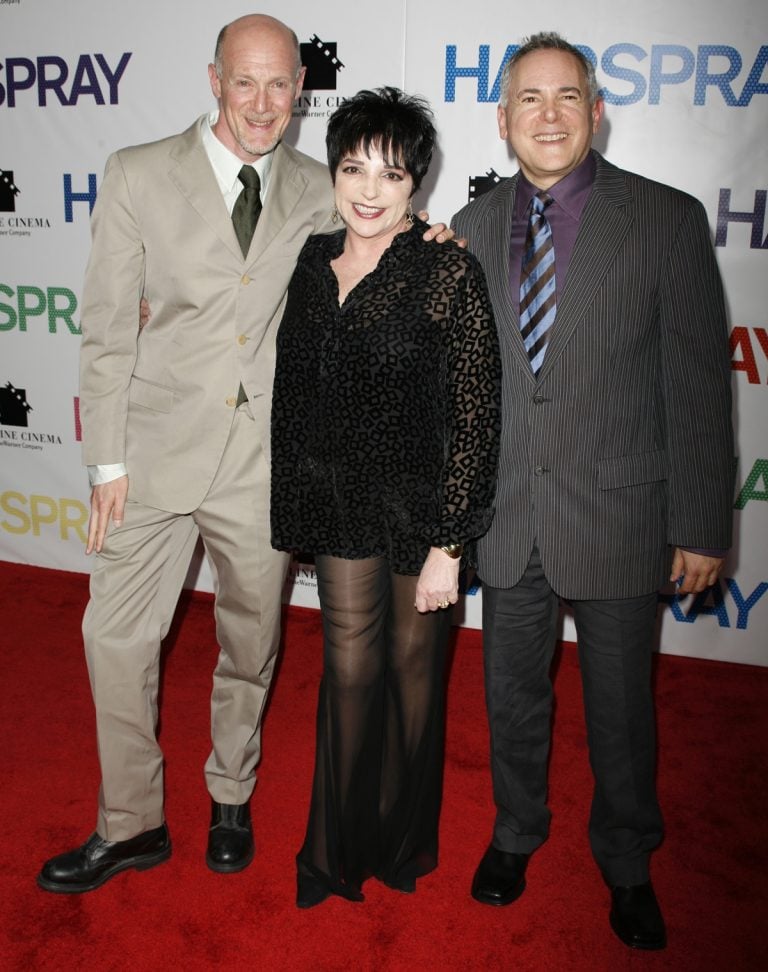 Liza Minnellis Health Problems Explain Her Oscars Wheelchair