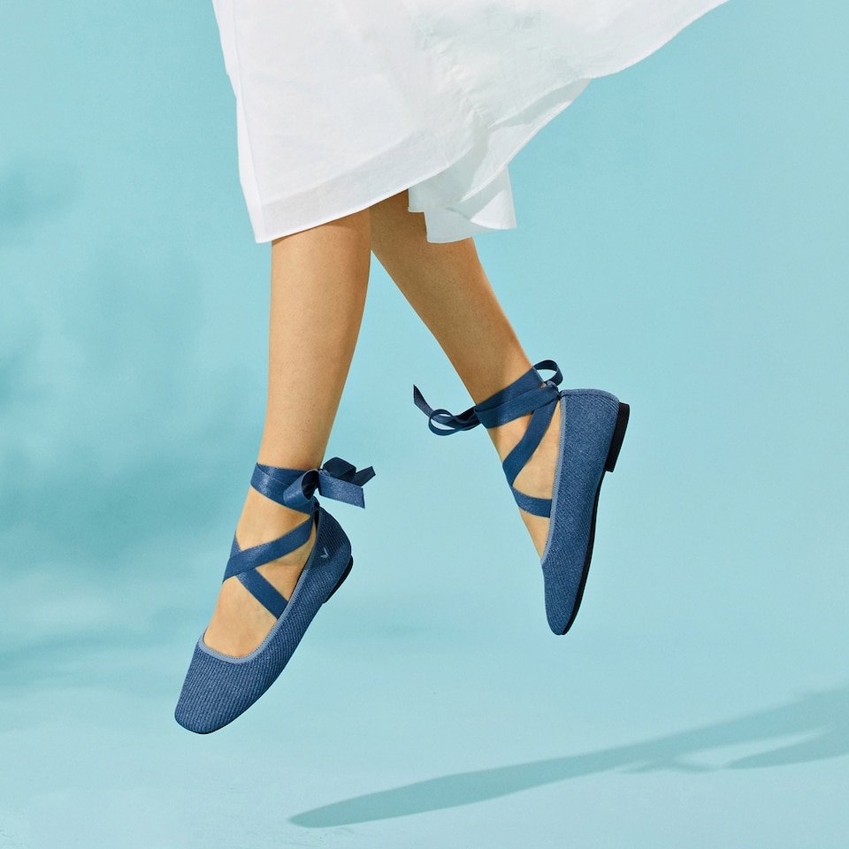 These comfy Vivaia ballerinas have removable bow ties, offering different ways in which they can be worn