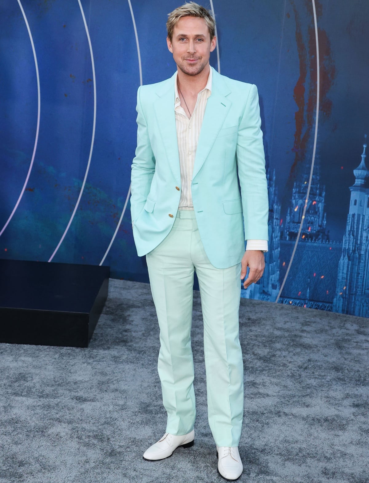 Ryan Gosling turning heads in a refreshing Gucci summer look with ivory leather brogues