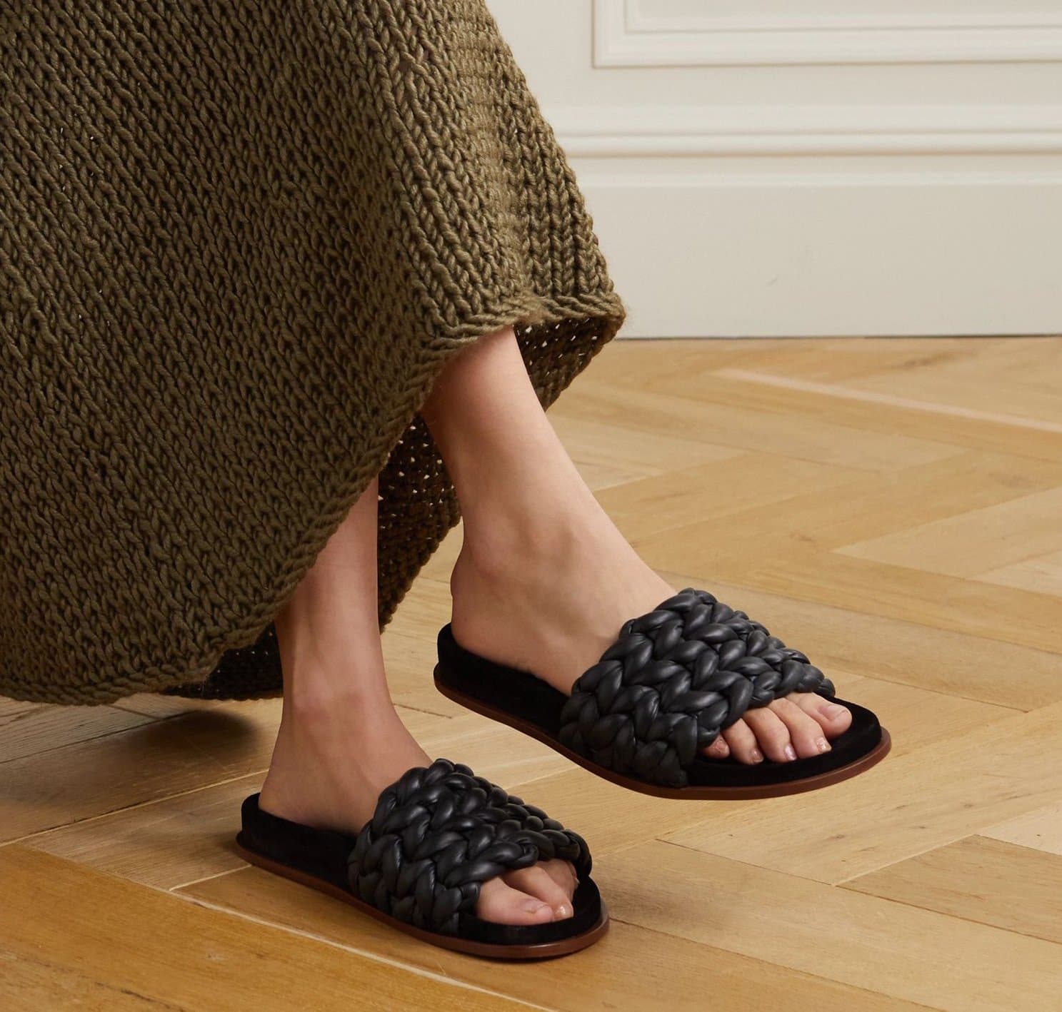 The Chloe Kacey slides boast the trendy puff woven leather design