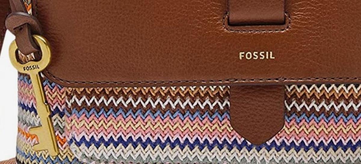 Fossil bags boast a clean and correctly spelled embossed logo on the front