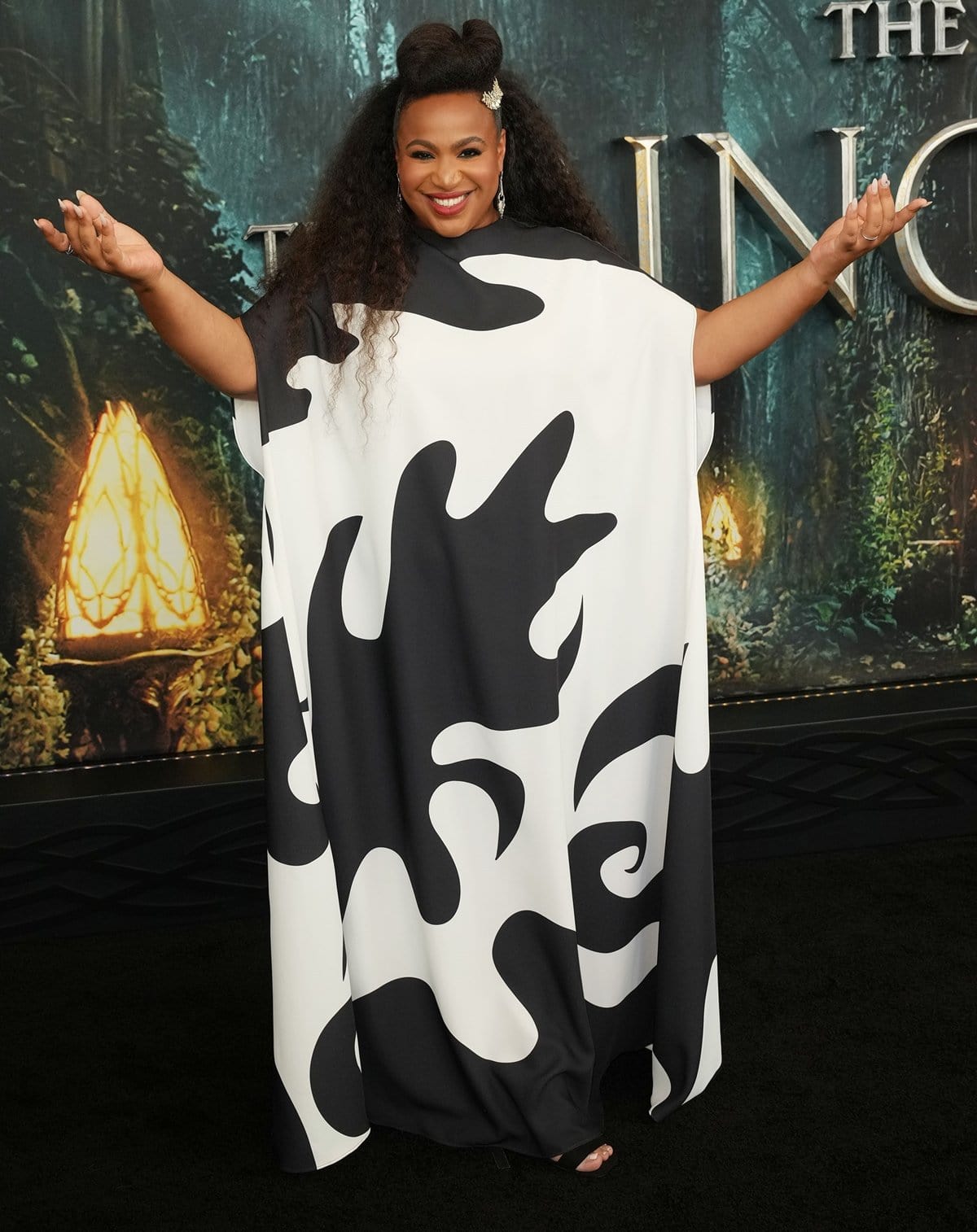 Sophia Nomvete in a black and white dress at "The Lord Of The Rings: The Rings Of Power" New York Special Screening