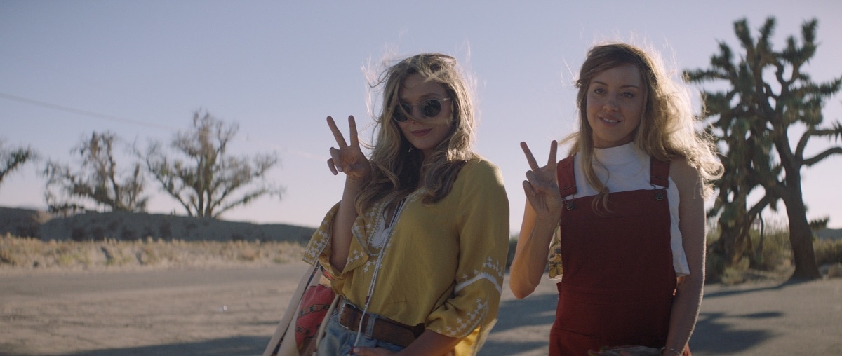 Elizabeth Olsen as Taylor Sloane and Aubrey Plaza as Ingrid Thorburn in Ingrid Goes West