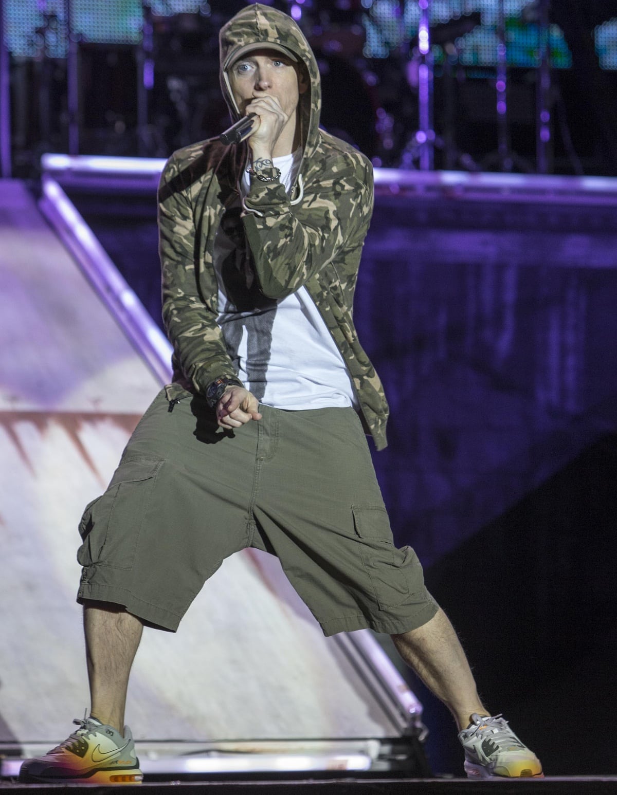 Performing at the 2013 Reading and Leeds Festival, Eminem shows off his larger-than-life presence on stage