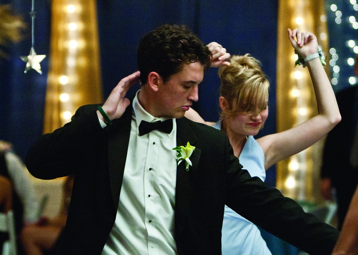 Miles Teller as Sutter Keely and Brie Larson as Cassidy Roy in The Spectacular Now