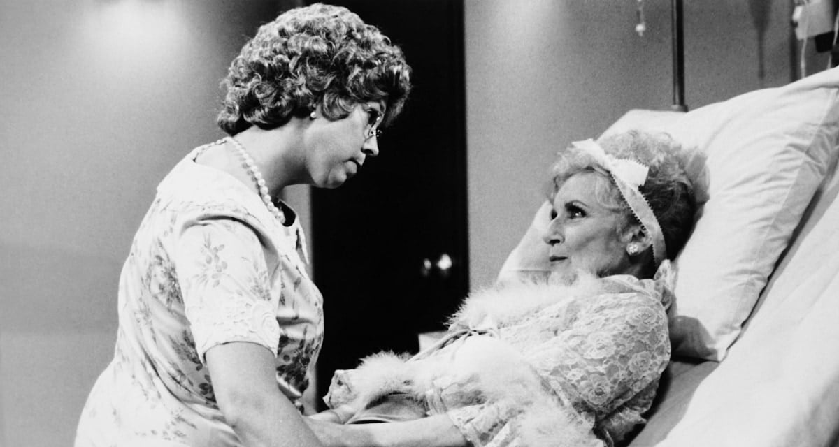 Vicki Lawrence as Thelma Harper and Betty White as Ellen Harper-Jackson in Mama’s Family