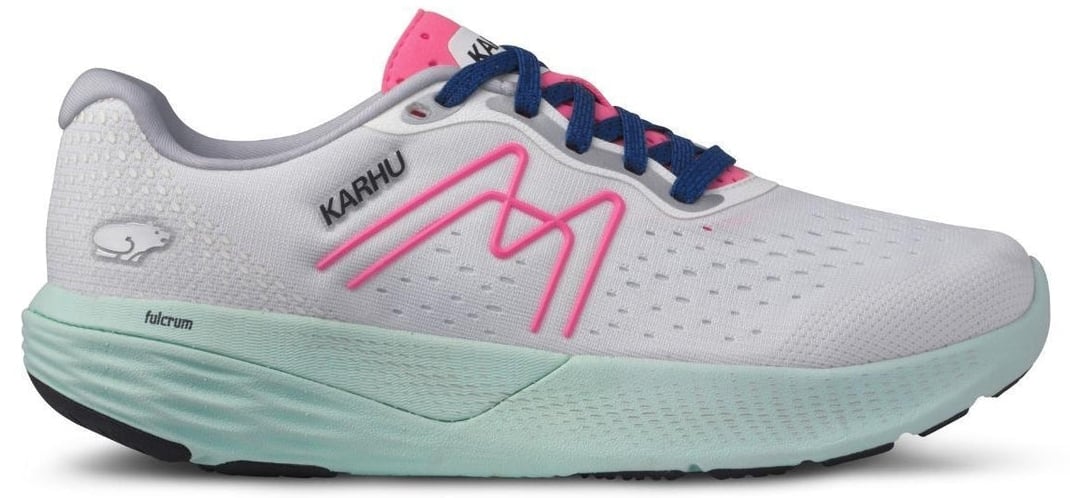 Karhu is known for its use of the ‘fulcrum’ technology that reduces vertical oscillation