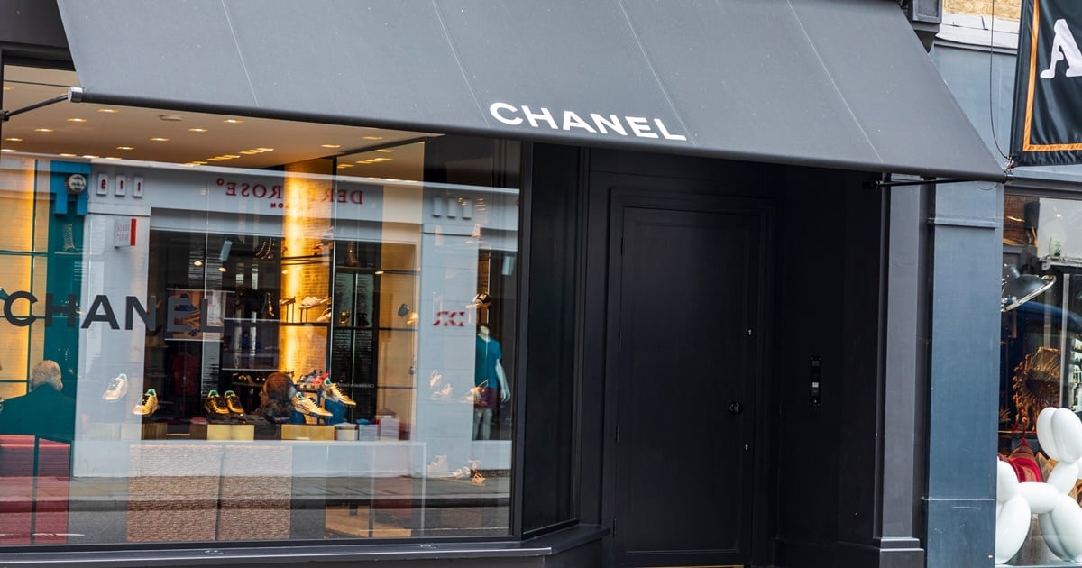 How to Tell Real Chanel Shoes: Where Are They Made?