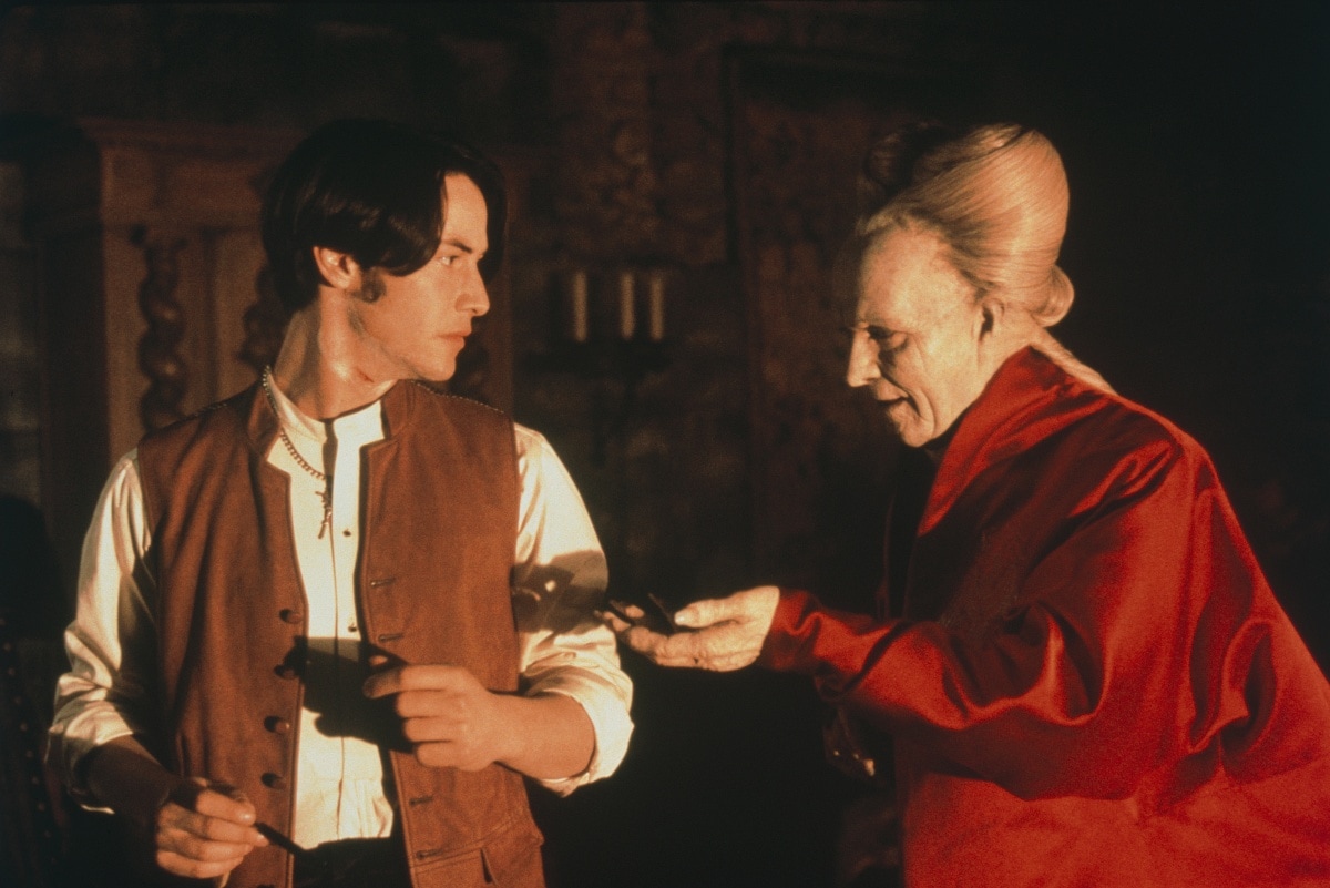 Keanu Reeves as Jonathan Harker and Gary Oldman as Dracula in the 1992 gothic horror film Bram Stoker’s Dracula