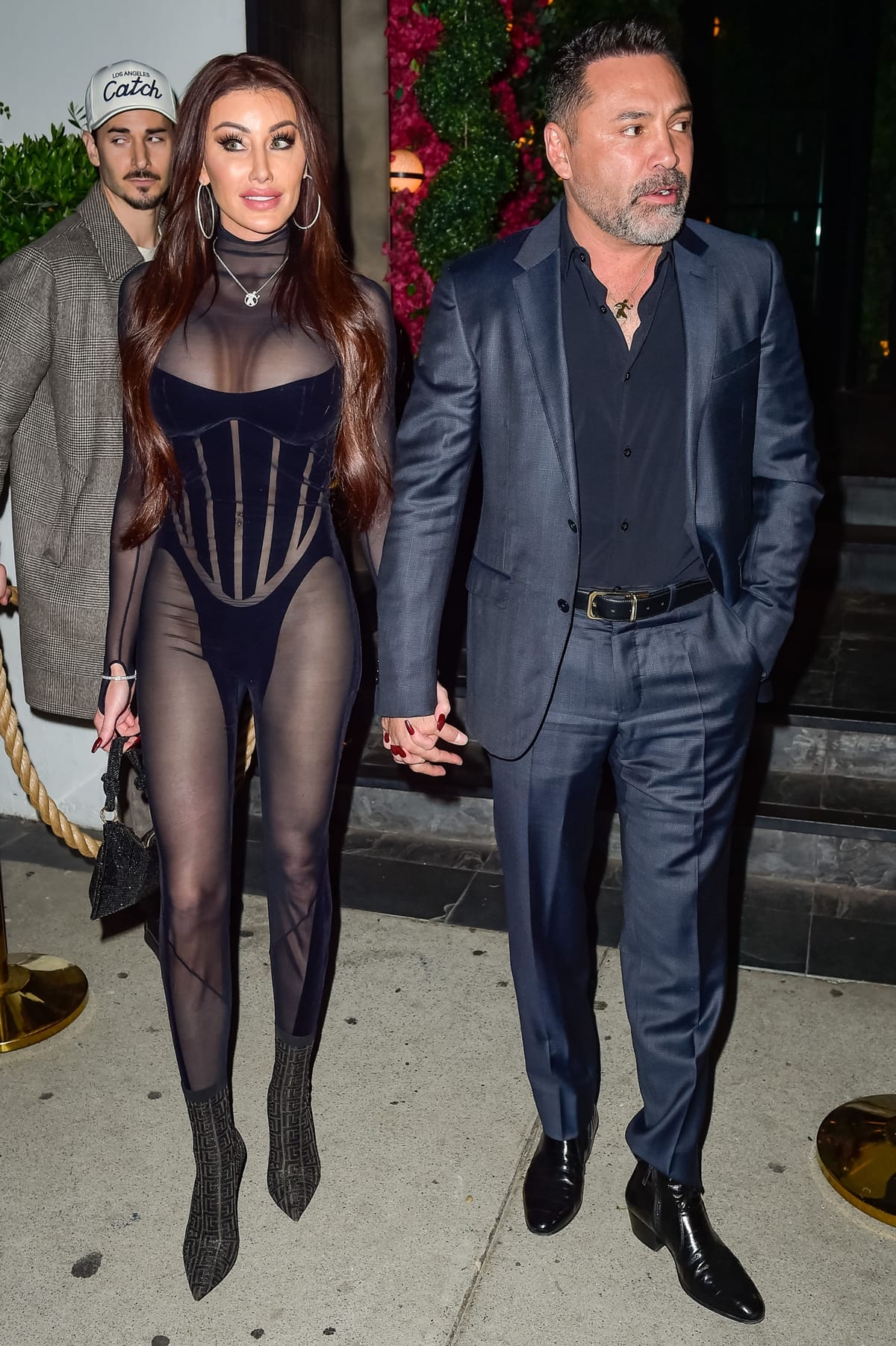 Oscar De La Hoya and his girlfriend Holly Sonders on a date