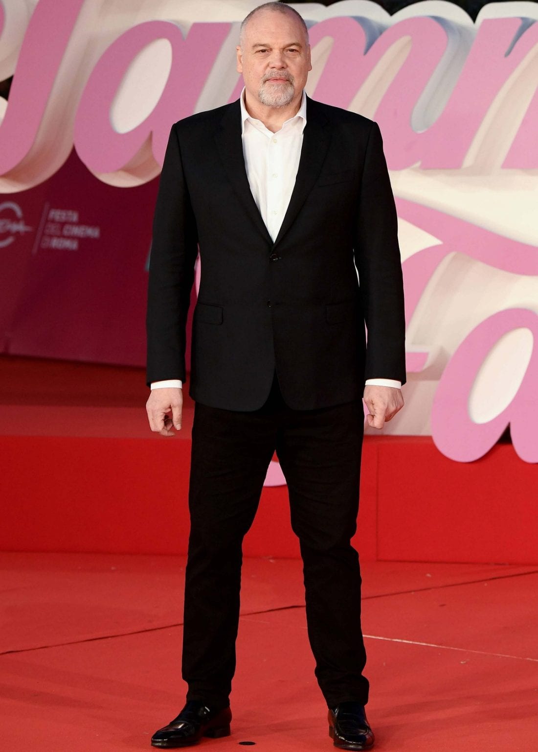 Tallest Actors in Hollywood: Heights and Shoe Sizes of Towering Celebs