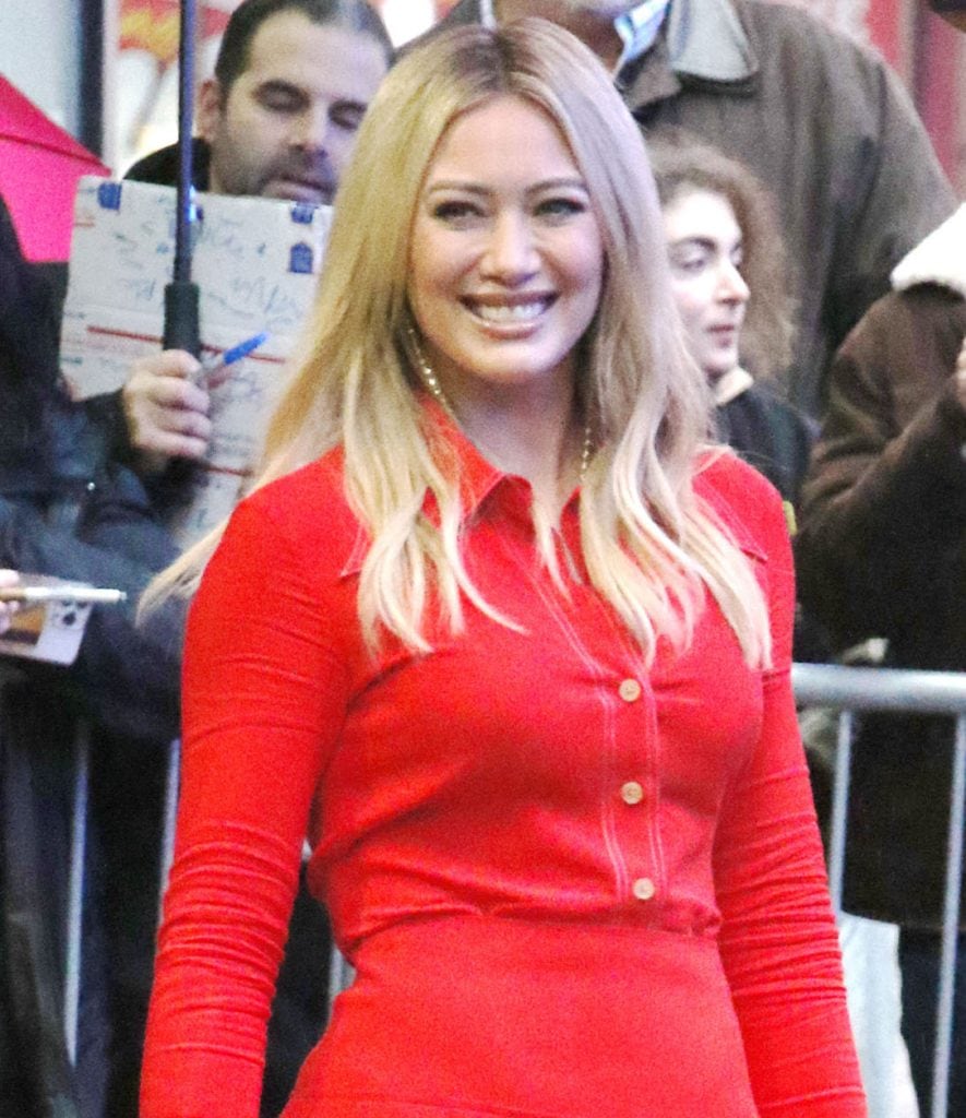 Hilary Duff Teases How I Met Your Father Season 2