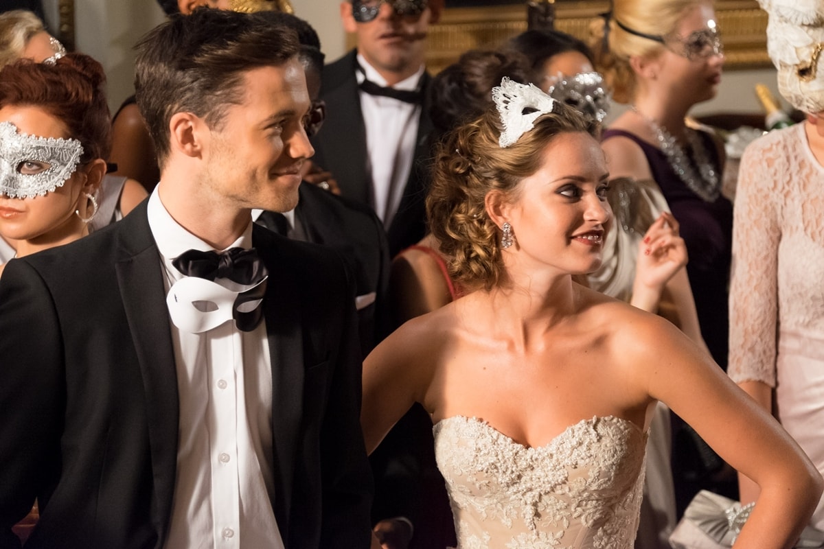Merritt Patterson as Ophelia and Tom Ainsley as her love interest Nick Roane in the American primetime television drama soap opera The Royals