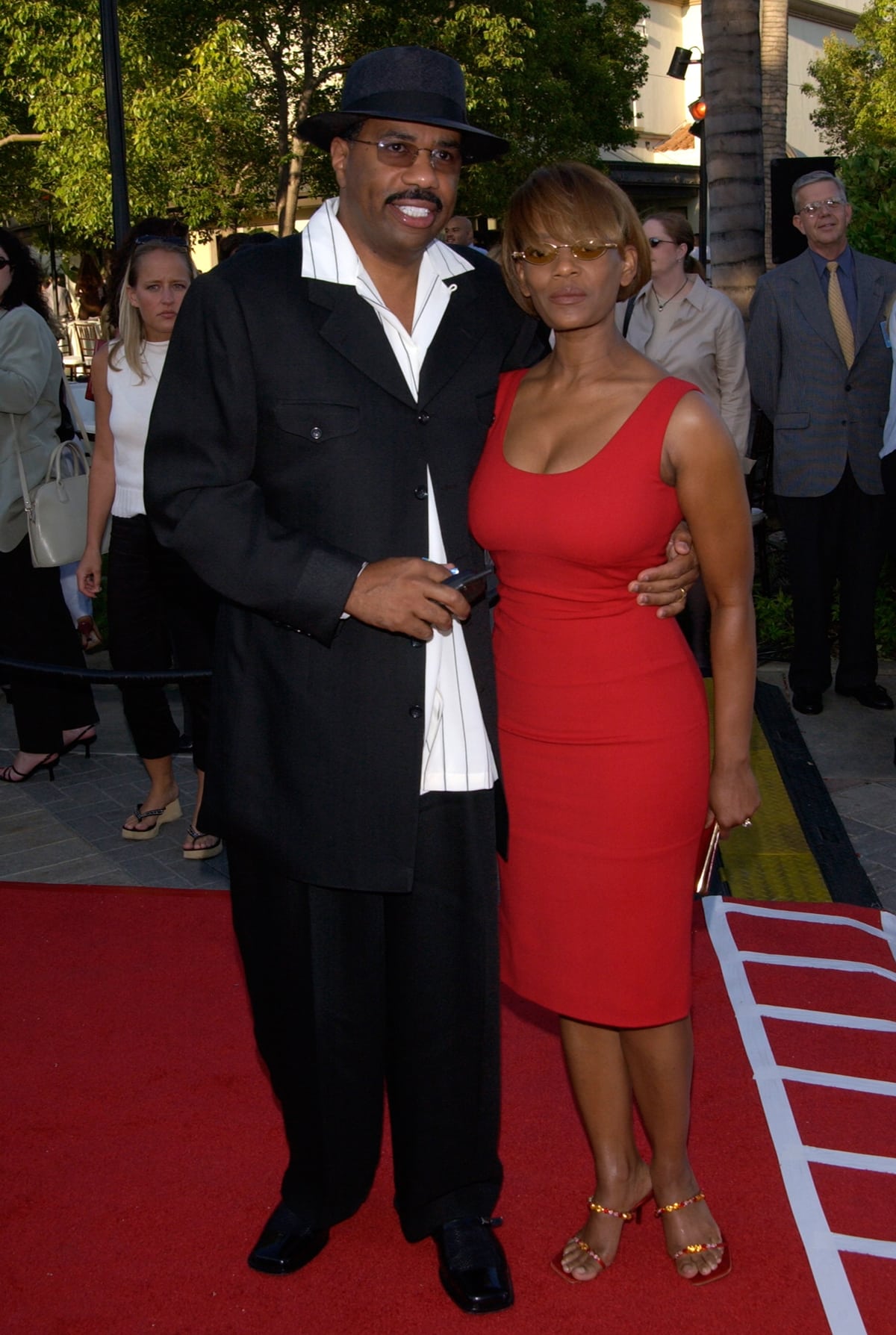 Steve Harvey with Mary Lee Shackelford at the Los Angeles premiere of The Score