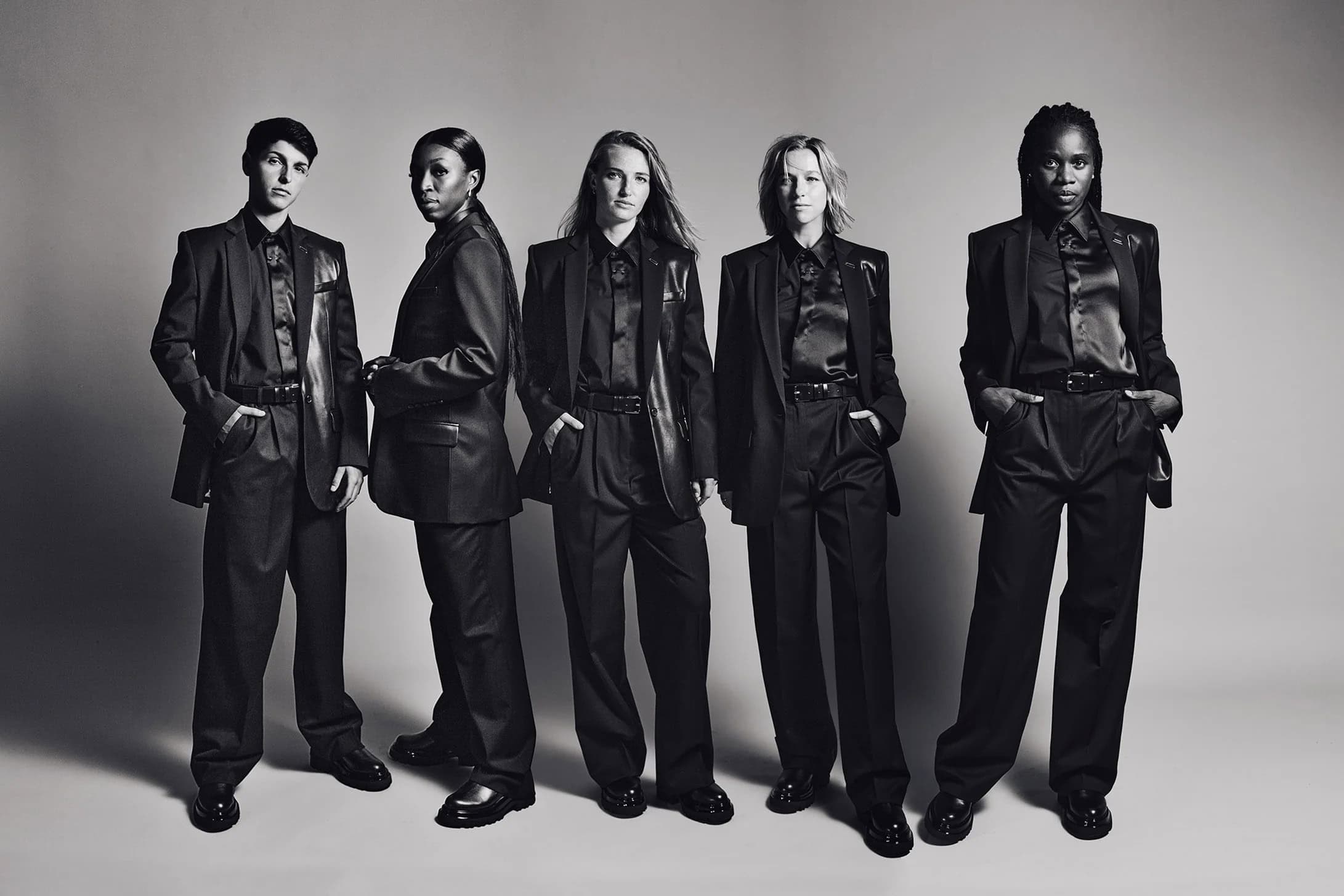 A sleek, tailored wardrobe designed by Barbara Bui outfits the PSG Women’s team in sharp black suiting, blending Parisian elegance with modern power dressing for official appearances