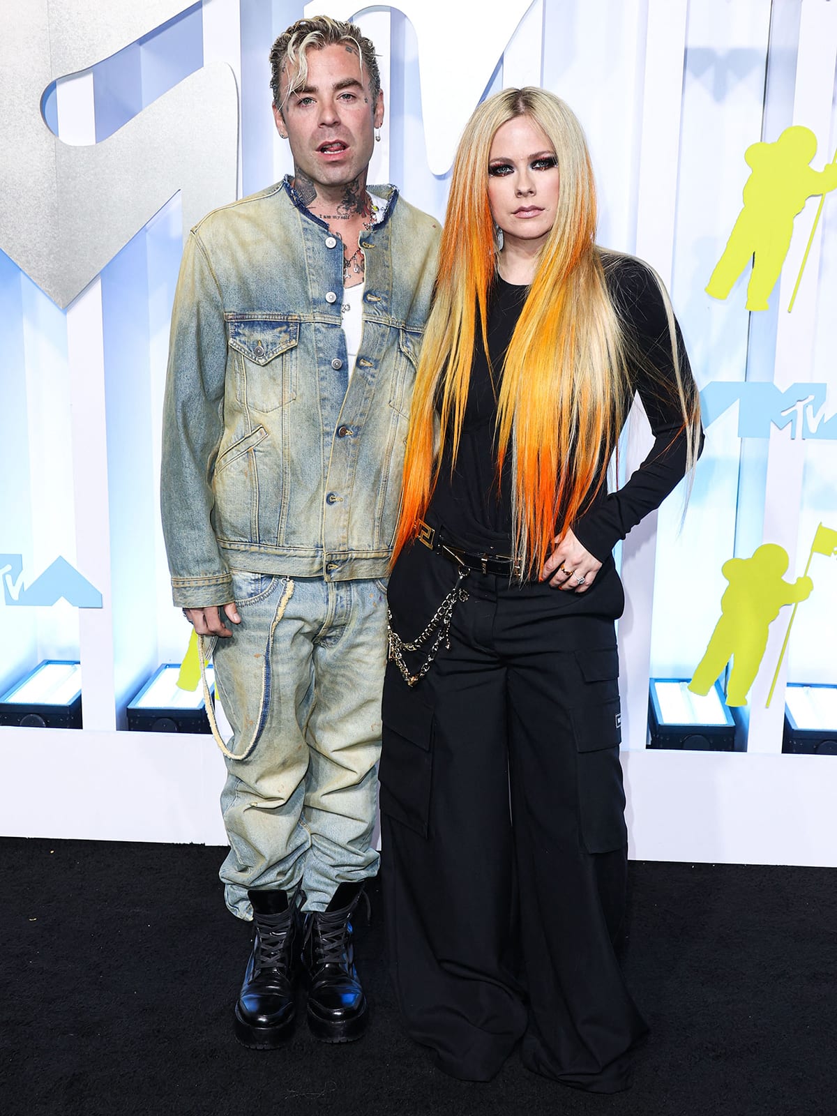 Mod Sun and Avril Lavigne at the 2022 MTV VMAs on August 28, 2022, months before their breakup