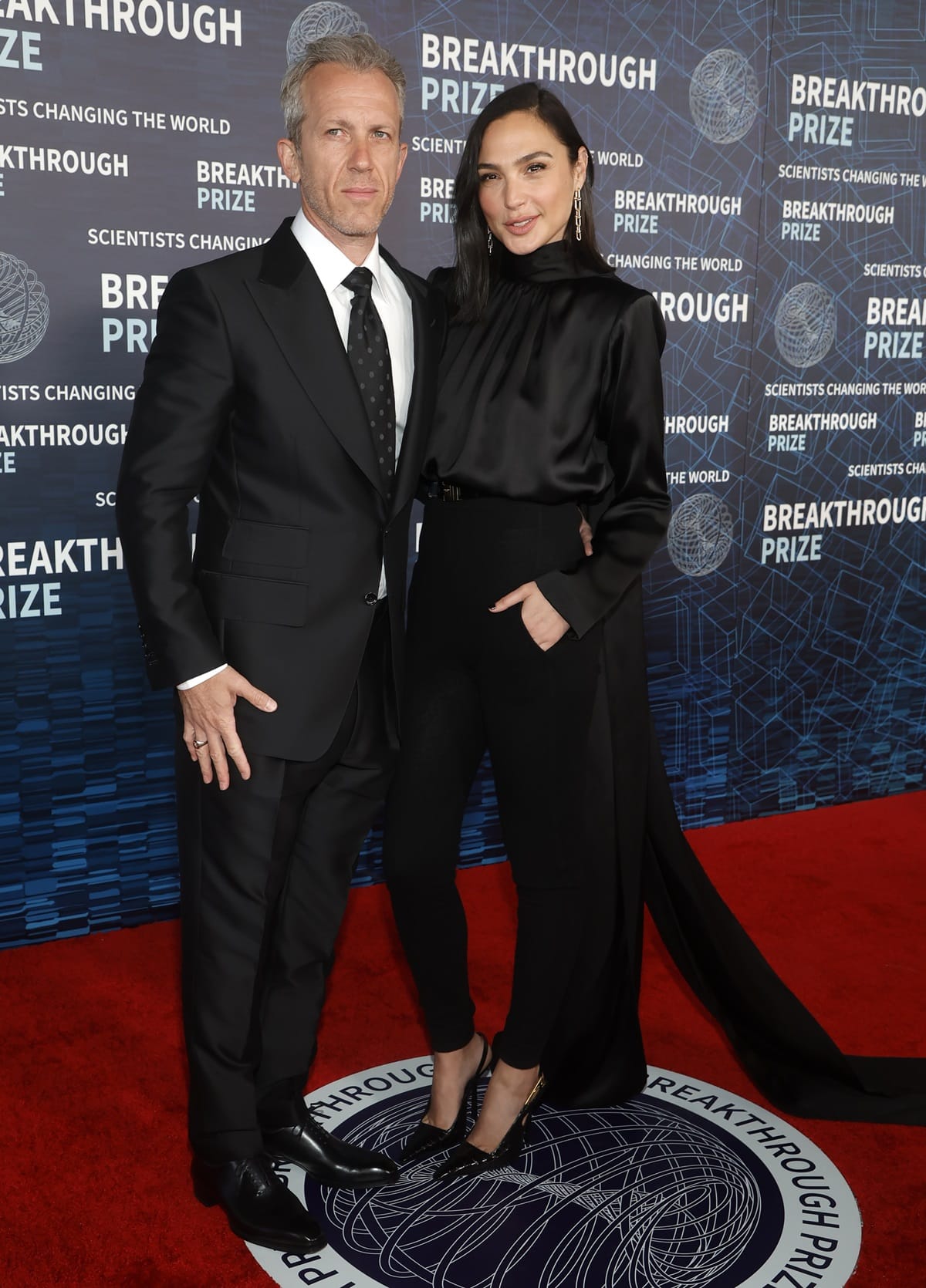 At the Breakthrough Prize Ceremony 2023 at the Academy Museum of Motion Pictures in Los Angeles on April 15, 2023, Gal Gadot opted for an all-black ensemble and was joined by her husband, Jaron Varsano