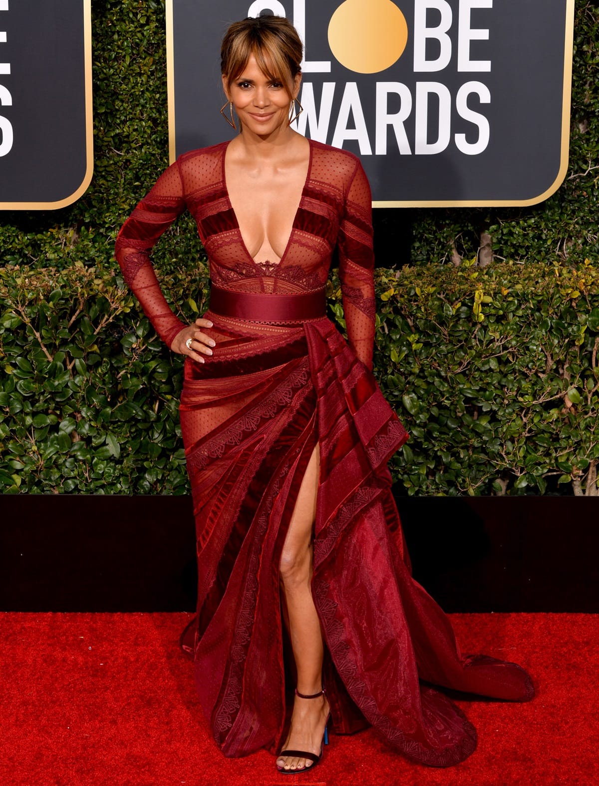 Halle Berry stunned in a burgundy gown by Zuhair Murad that accentuated her figure at the 76th Annual Golden Globe Awards