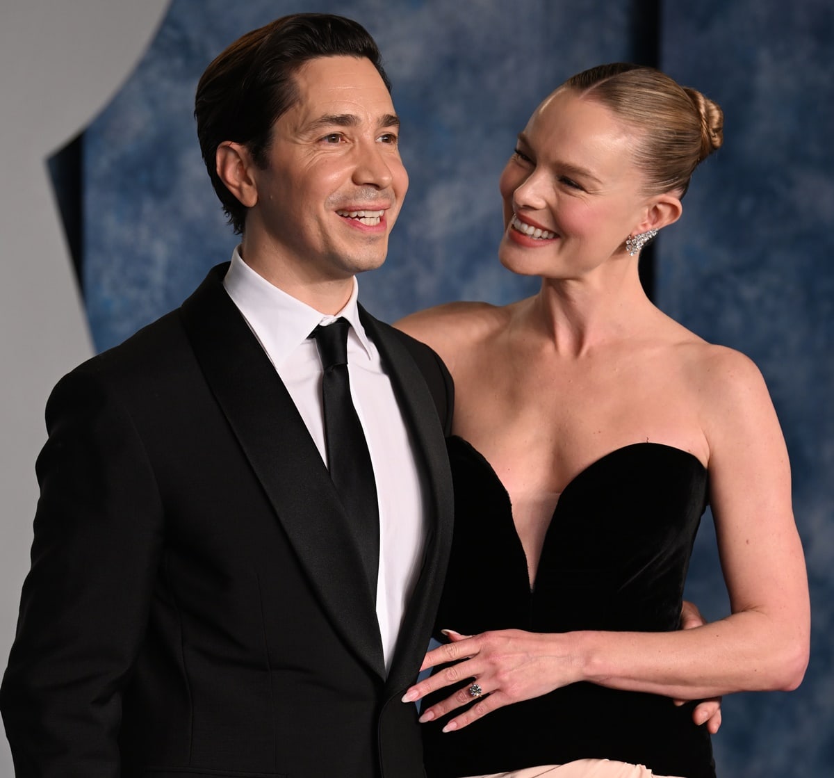 Justin Long and Kate Bosworth revealed that they each knew they had found "the one" shortly after building a friendship while working alongside each other in the 2022 American comedy horror film House of Darkness