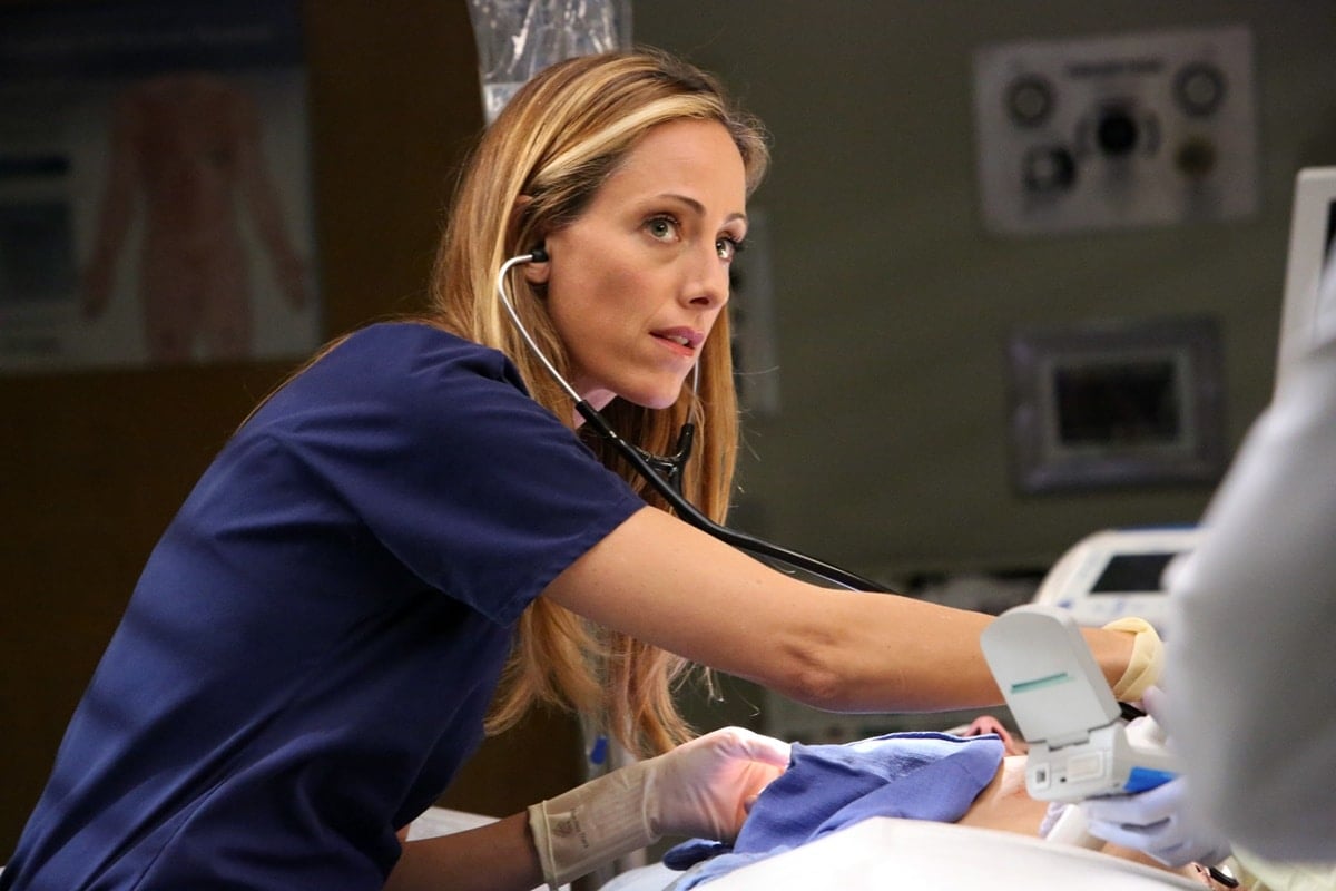 Kim Raver, who stands at 5ft 7 ¼ (170.8 cm), joined Grey's Anatomy in its sixth season for a recurring role as Dr. Teddy Altman, a cardiothoracic surgeon who was brought in by Dr. Owen Hunt, her former colleague from their time serving together in Iraq