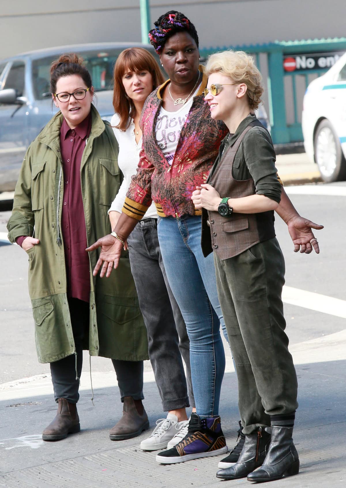 September 19, 2015: Melissa McCarthy, Leslie Jones, Kristen Wiig, and Kate McKinnon filming Ghostbusters on location in New York City — each sporting laid-back, character-driven looks and distinctly different footwear styles
