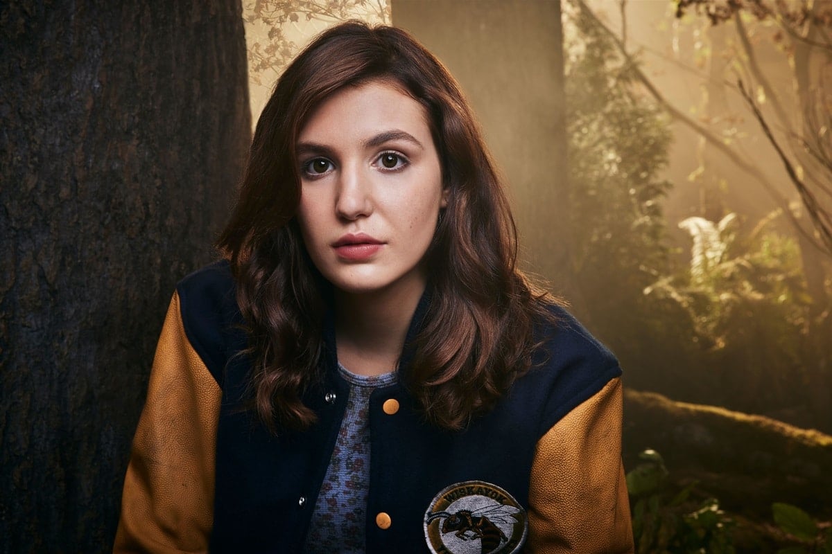 On the Showtime original series Yellowjackets, the character Shauna Sadecki (formerly known as Shipman) is played by Sophie Nélisse during her teenage years and by Melanie Lynskey in her adulthood