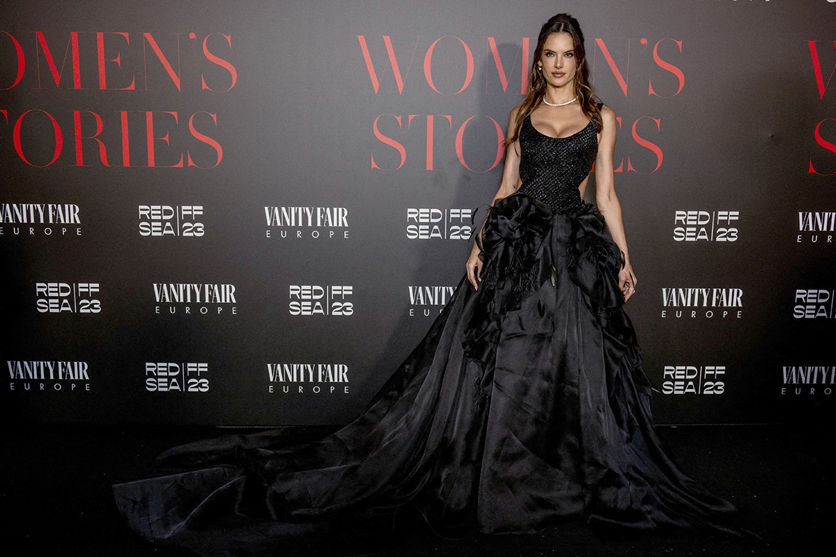 Alessandra Ambrosio looks magnificent in a voluminous black gown by Ramzen at the Women’s Stories gala during the 76th edition of Cannes film festival on May 18, 2023
