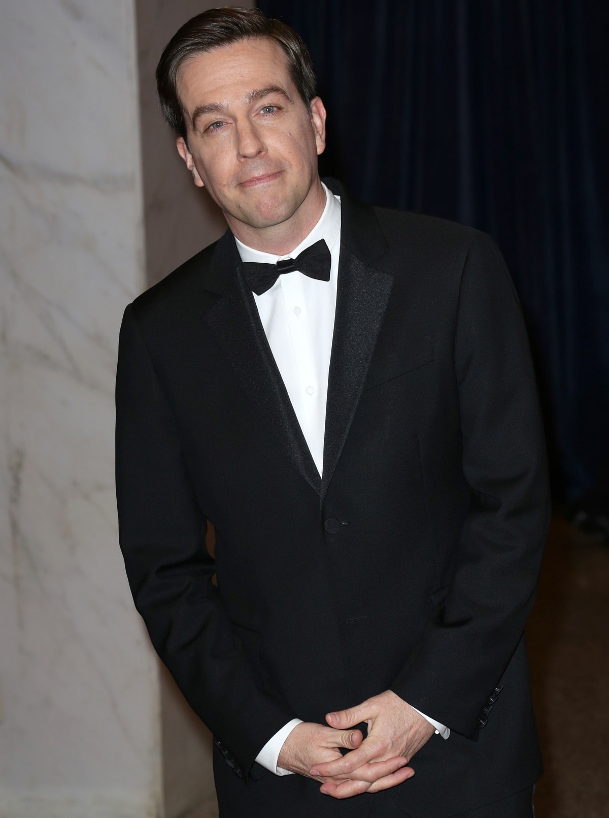 Ed Helms looking sharp in a classic black tuxedo at the 2013 White House Correspondents’ Association Dinner