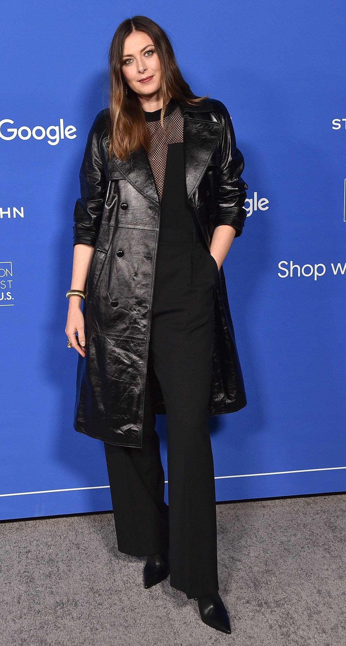 Maria Sharapova wears a black St. John outfit for the Fashion Trust U.S. Awards