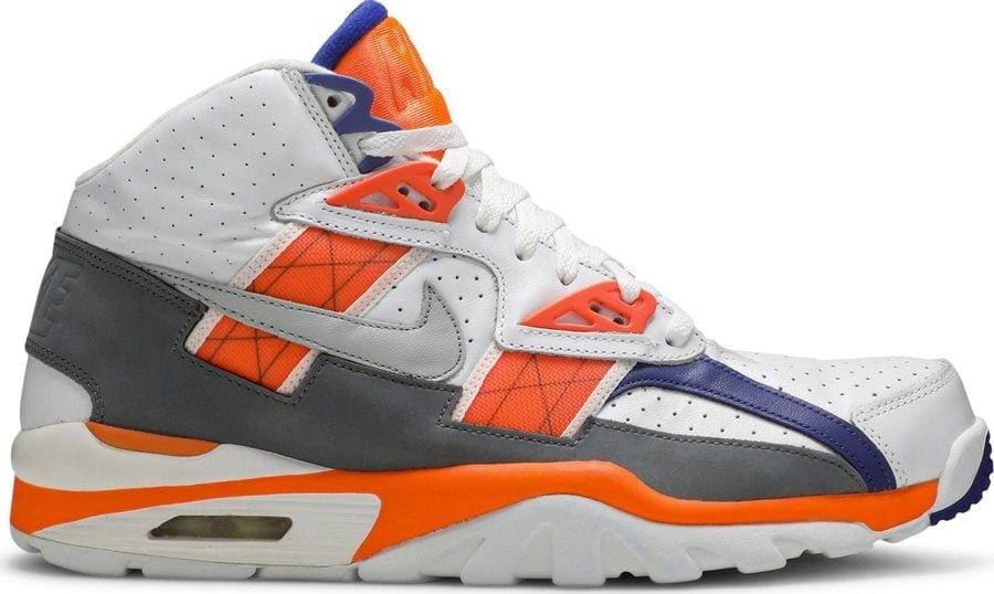 The Nike Air Trainer SC Bo Jackson was reissued in Summer 2017 in the Auburn colorway, which is a tribute to Bo Jackson's alma mater, Auburn University