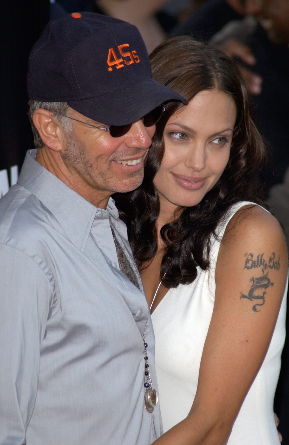 Angelina Jolie, born on June 4, 1975, and Billy Bob Thornton, born on August 4, 1955, had a 19-year age gap, with Jolie being 24 and Thornton 43 when they married