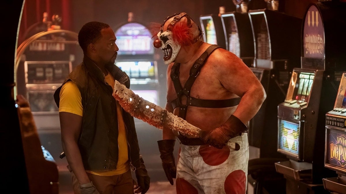 Anthony Mackie as John Doe and Samoa Joe as Sweet Tooth in the post-apocalyptic action-comedy television series Twisted Metal