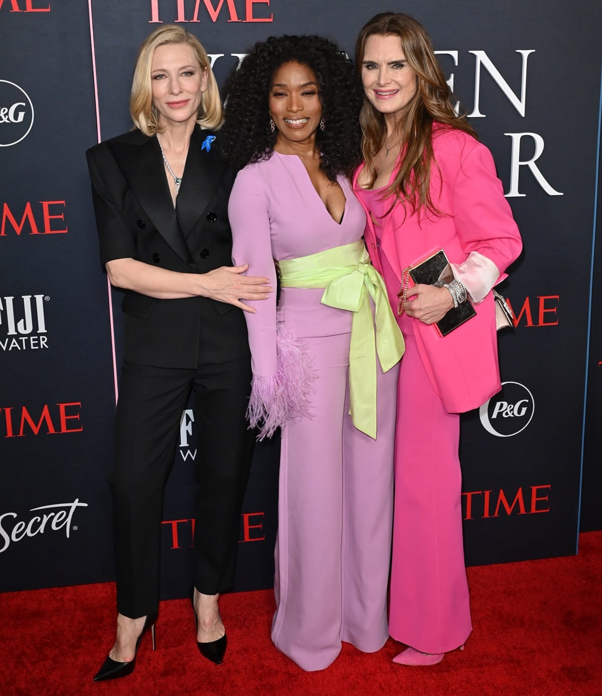 At TIME's 2nd Annual Women of the Year Gala in 2023, Brooke Shields stood the tallest at 5ft 10 ½ inches (179.1 cm), followed by Cate Blanchett at 5ft 8 ¼ inches (173.4 cm), and Angela Bassett at 5ft 3 ½ inches (161.3 cm)